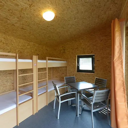 Hafencamp Senftenberger Domek alpejski